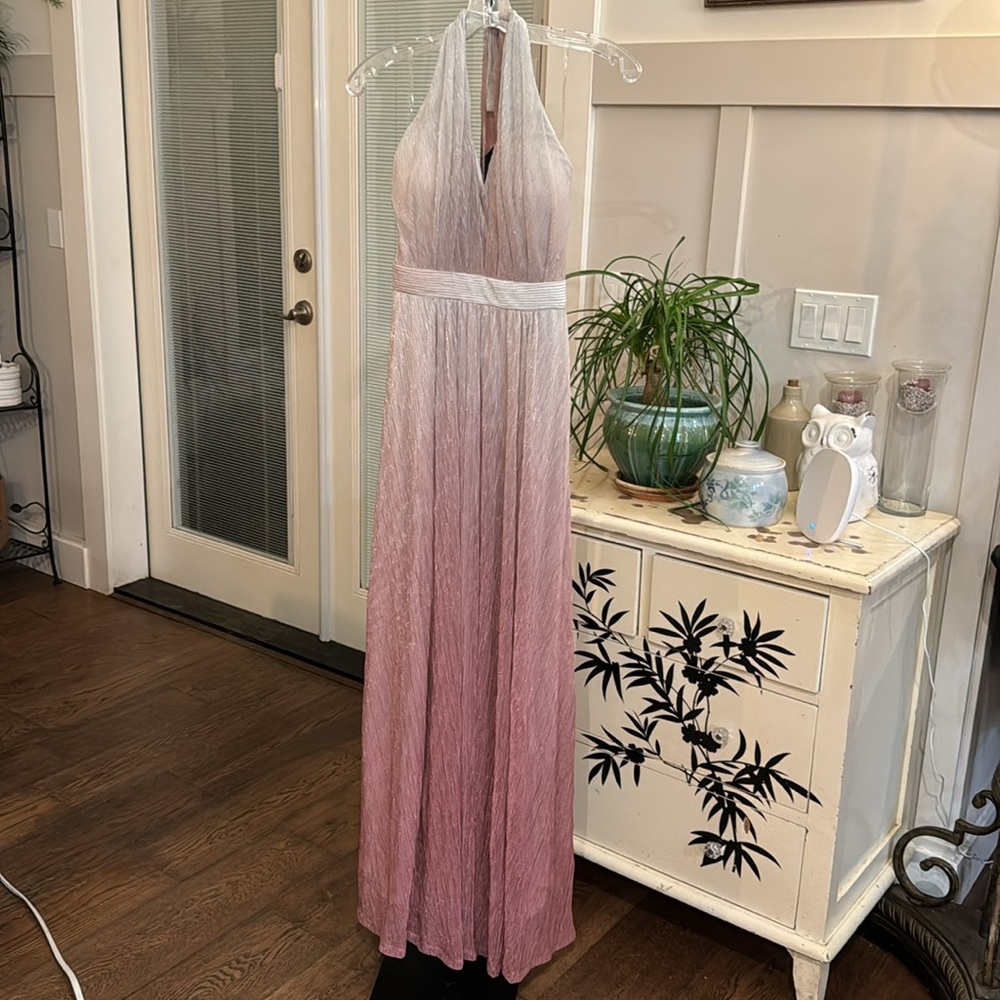 Le Chateau Gown - size XXS